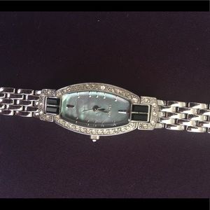 Women’s diamond watch